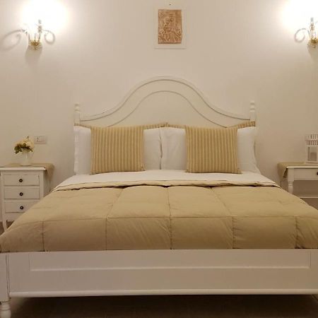 Dimora Palmieri Di Charme Bed & Breakfast โมโนโปลี ภายนอก รูปภาพ
