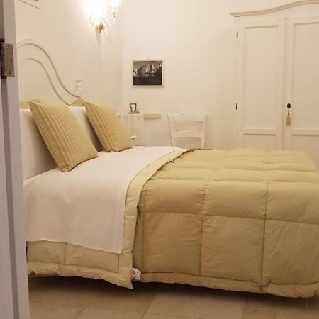 Dimora Palmieri Di Charme Bed & Breakfast โมโนโปลี ภายนอก รูปภาพ
