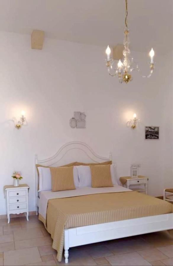 Dimora Palmieri Di Charme Bed & Breakfast โมโนโปลี ภายนอก รูปภาพ